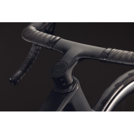 CUBE AGREE C:62 PRO CARBON´N´BLACK